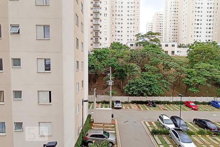 Vista sala e quarto de apartamento para alugar com 2 quartos, 51m² em Vila São João, Barueri