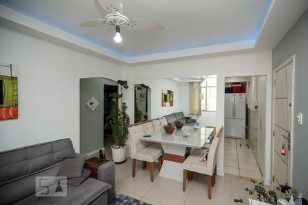 Sala de apartamento à venda com 3 quartos, 76m² em Lins de Vasconcelos, Rio de Janeiro