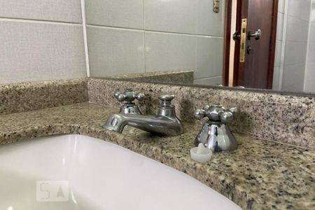 Apartamento à venda com 159m², 3 quartos e 3 vagas Apartamento à venda com 159m², 3 quartos e 3 vagasBanheiro - Torneira