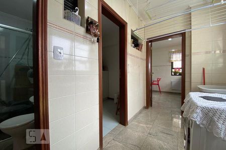Apartamento à venda com 159m², 3 quartos e 3 vagas Apartamento à venda com 159m², 3 quartos e 3 vagasÁrea de Serviço