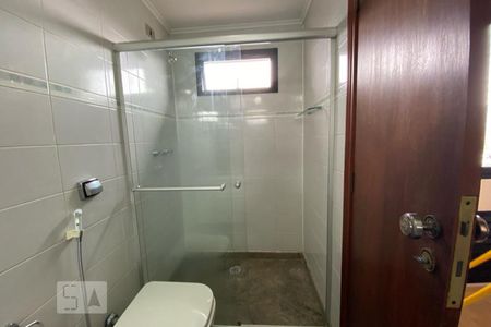 Apartamento à venda com 159m², 3 quartos e 3 vagas Apartamento à venda com 159m², 3 quartos e 3 vagasBanheiro da Suíte 3