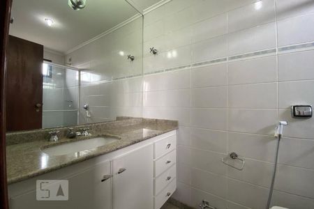 Apartamento à venda com 159m², 3 quartos e 3 vagas Apartamento à venda com 159m², 3 quartos e 3 vagasBanheiro da Suíte 3