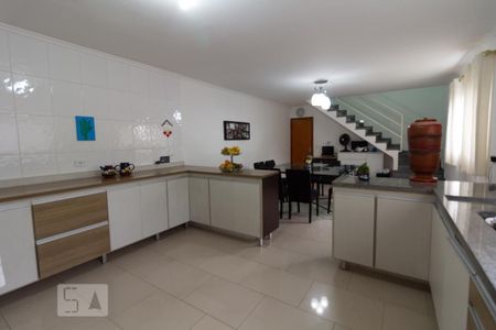 Casa para alugar com 195m², 4 quartos e 4 vagasCozinha