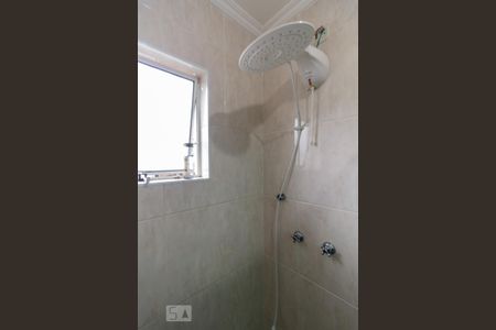 Casa para alugar com 195m², 4 quartos e 4 vagasDetalhe Chuveiro