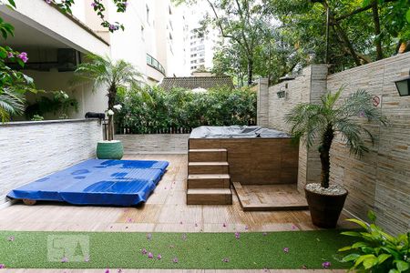Apartamento para alugar com 53m², 2 quartos e 1 vaga Apartamento para alugar com 53m², 2 quartos e 1 vagaÁrea Comum - Jacuzzi