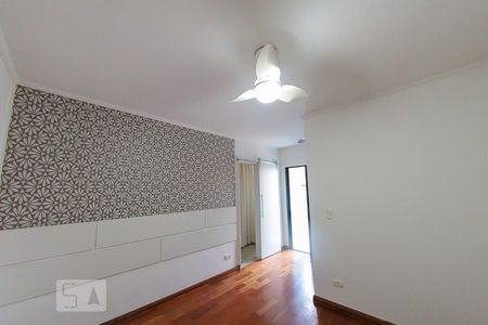 Casa à venda com 116m², 3 quartos e 3 vagasSuite