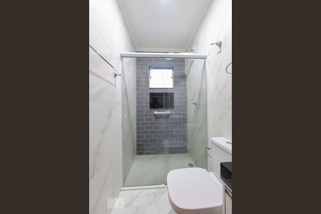 Casa à venda com 116m², 3 quartos e 3 vagasBanheiro 1