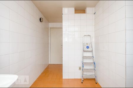 Apartamento para alugar com 80m², 2 quartos e 1 vagaÁrea de Serviço