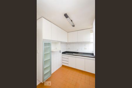 Apartamento para alugar com 80m², 2 quartos e 1 vagaCozinha