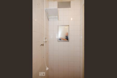 Banheiro de Serviço de apartamento para alugar com 2 quartos, 80m² em Nova Granada, Belo Horizonte