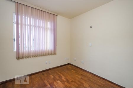Apartamento para alugar com 80m², 2 quartos e 1 vagaQuarto 2