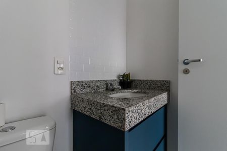 Apartamento para alugar com 53m², 2 quartos e 1 vaga Apartamento para alugar com 53m², 2 quartos e 1 vagaBanheiro