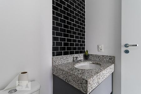 Apartamento para alugar com 53m², 2 quartos e 1 vaga Apartamento para alugar com 53m², 2 quartos e 1 vagaBanheiro da Suíte