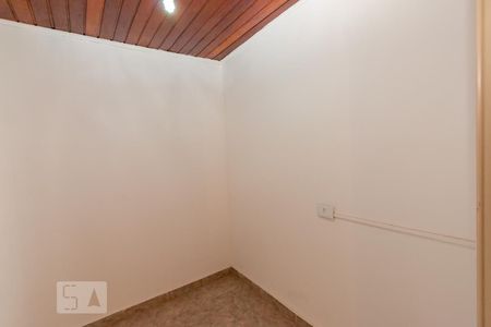 Closet do Quarto 1 de apartamento para alugar com 2 quartos, 43m² em Santo Amaro, São Paulo