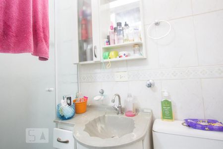 Casa à venda com 150m², 3 quartos e 3 vagasBanheiro Suíte 2