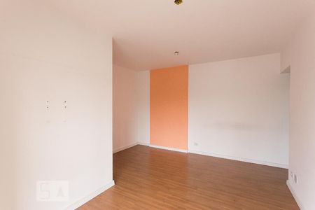Sala de apartamento para alugar com 2 quartos, 56m² em Vila Antonina, São Paulo