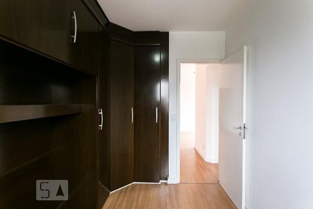 Quarto 1 de apartamento para alugar com 2 quartos, 56m² em Vila Antonina, São Paulo