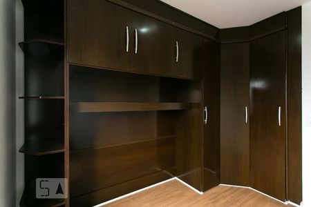 Quarto 1 de apartamento para alugar com 2 quartos, 56m² em Vila Antonina, São Paulo