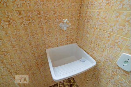 Apartamento à venda com 70m², 2 quartos e sem vagaCozinha e Área de Serviço