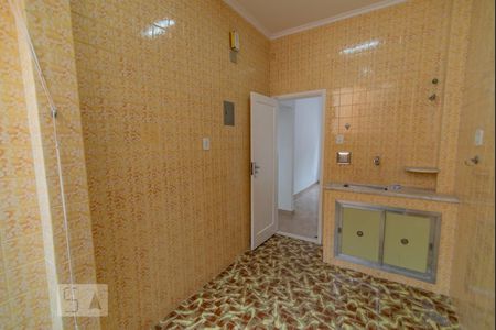 Apartamento à venda com 70m², 2 quartos e sem vagaCozinha e Área de Serviço