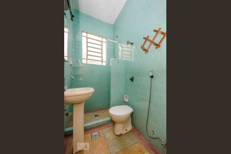 Banheiro Social de casa à venda com 2 quartos, 400m² em Nova Suíça, Belo Horizonte