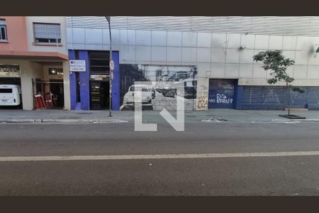 Studio à venda com 39m², 1 quarto e sem vaga Studio à venda com 39m², 1 quarto e sem vagaFachada