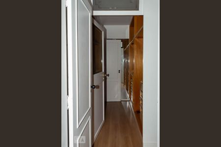 Apartamento à venda com 139m², 4 quartos e 3 vagas Apartamento à venda com 139m², 4 quartos e 3 vagasSuíte 2