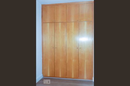 Apartamento à venda com 139m², 4 quartos e 3 vagas Apartamento à venda com 139m², 4 quartos e 3 vagasSuíte