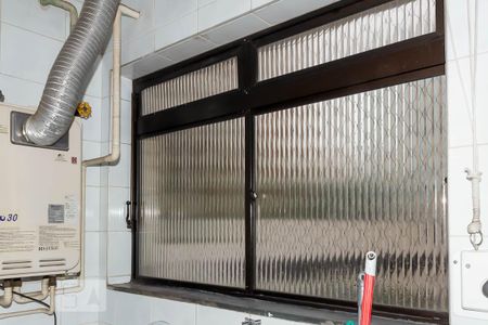 Apartamento à venda com 139m², 4 quartos e 3 vagas Apartamento à venda com 139m², 4 quartos e 3 vagasÁrea de serviço