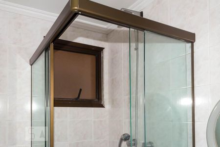 Apartamento à venda com 139m², 4 quartos e 3 vagas Apartamento à venda com 139m², 4 quartos e 3 vagasBanheiro da suíte