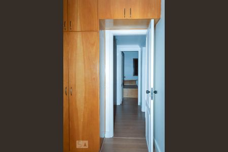 Apartamento à venda com 139m², 4 quartos e 3 vagas Apartamento à venda com 139m², 4 quartos e 3 vagasQuarto 3