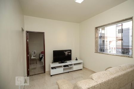 Sala de casa à venda com 4 quartos, 200m² em Quintino Bocaiuva, Rio de Janeiro