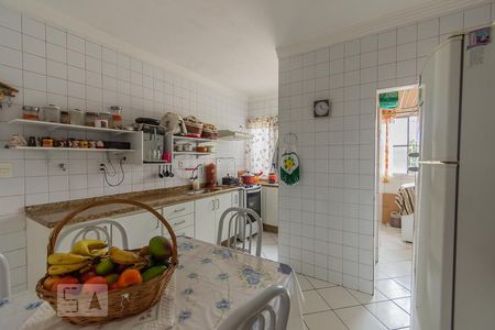 Apartamento à venda com 73m², 2 quartos e sem vaga Apartamento à venda com 73m², 2 quartos e sem vagaCozinha