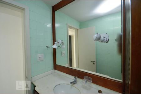 Apartamento à venda com 70m², 3 quartos e sem vagaBanheiro Social