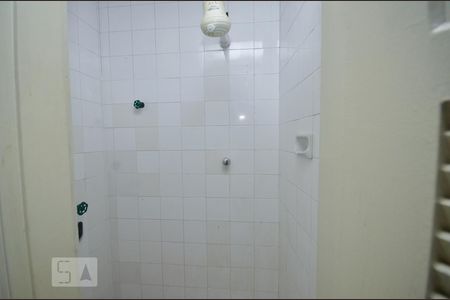 Apartamento à venda com 70m², 3 quartos e sem vagaBanheiro de Serviço