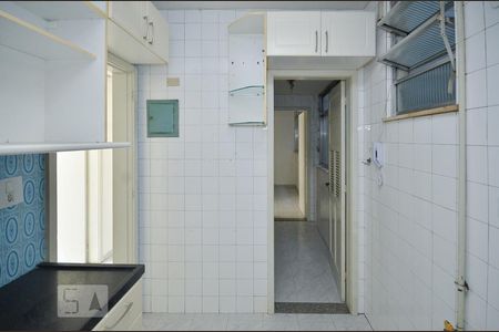 Apartamento à venda com 70m², 3 quartos e sem vagaCozinha