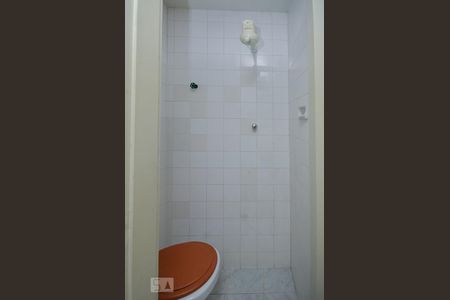 Apartamento à venda com 70m², 3 quartos e sem vagaBanheiro de Serviço