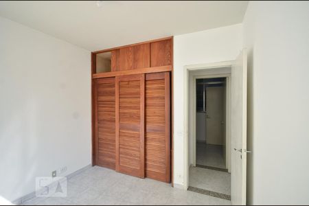 Apartamento à venda com 70m², 3 quartos e sem vagaQuarto 2
