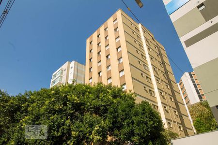 Apartamento para alugar com 62m², 2 quartos e 1 vagaFachada