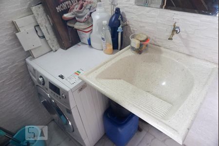 Apartamento à venda com 220m², 3 quartos e 3 vagasLavanderia