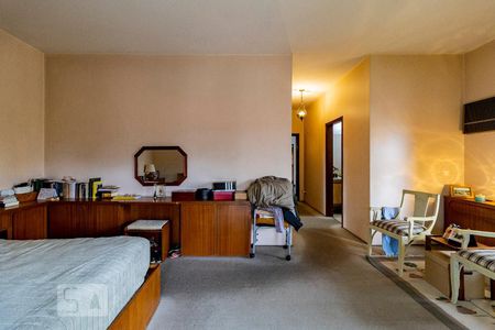 Casa para alugar com 540m², 7 quartos e 5 vagasSuíte