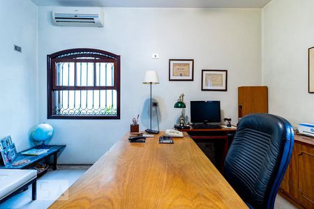 Casa para alugar com 540m², 7 quartos e 5 vagasEscritório