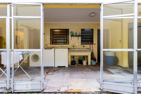 Casa para alugar com 540m², 7 quartos e 5 vagasÁrea de Serviço