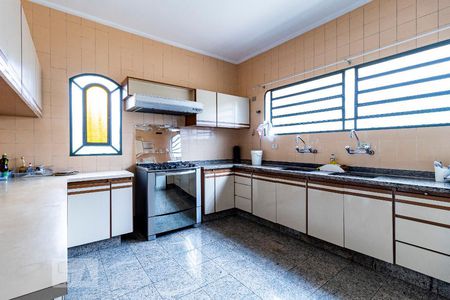 Casa para alugar com 540m², 7 quartos e 5 vagasCozinha