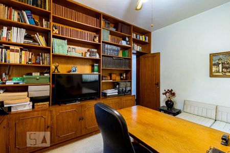 Casa para alugar com 540m², 7 quartos e 5 vagasEscritório