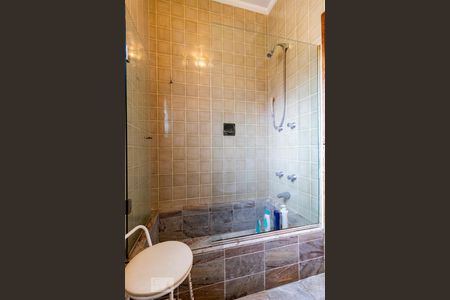 Casa para alugar com 540m², 7 quartos e 5 vagasBanheiro 3