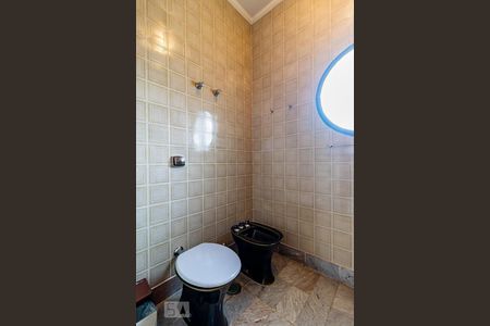 Casa para alugar com 540m², 7 quartos e 5 vagasBanheiro 3