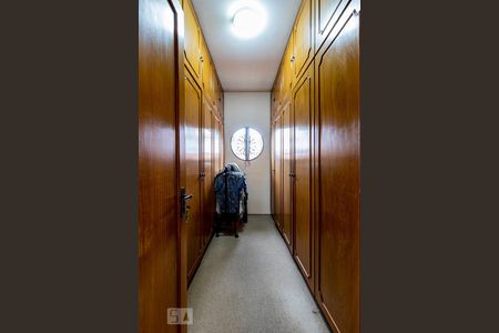 Casa para alugar com 540m², 7 quartos e 5 vagasCloset