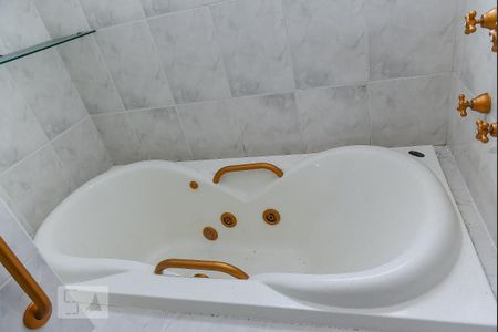 Apartamento para alugar com 265m², 3 quartos e 2 vagasbanheiro suite 2 banheira