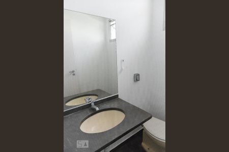 Apartamento para alugar com 265m², 3 quartos e 2 vagasLavabo